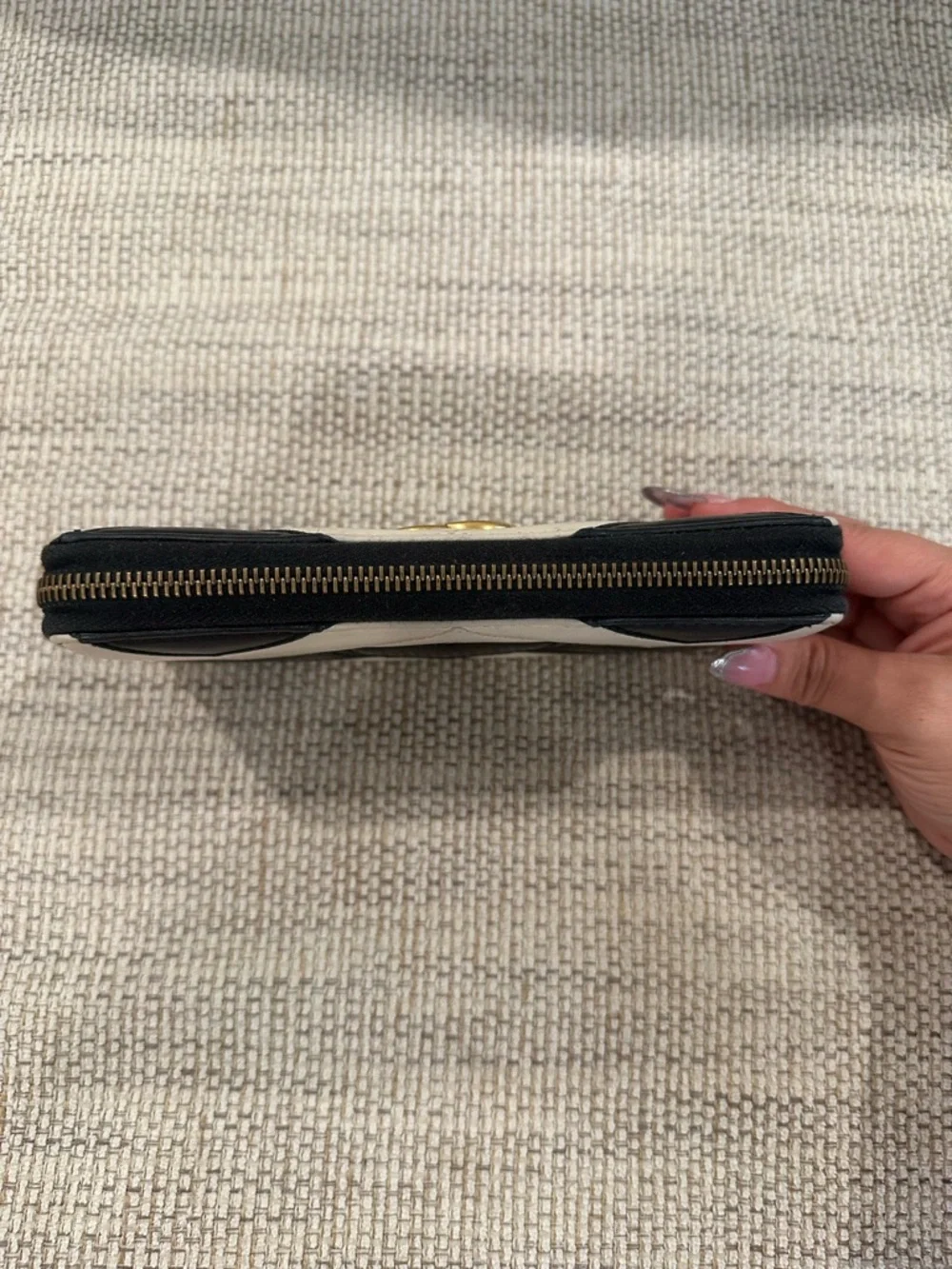 Gucci GG Marmont Matelassé zip-around wallet - Picture 5 of 12